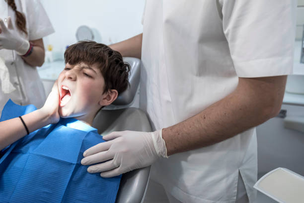 Best Emergency Dentist for Knocked-Out Tooth in Blue Ridge, VA